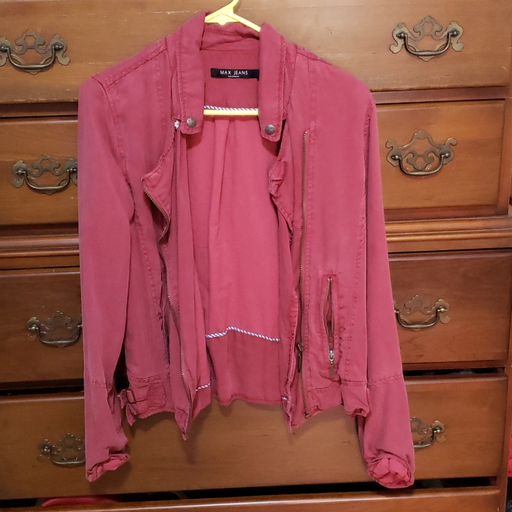 Light maroon jacket